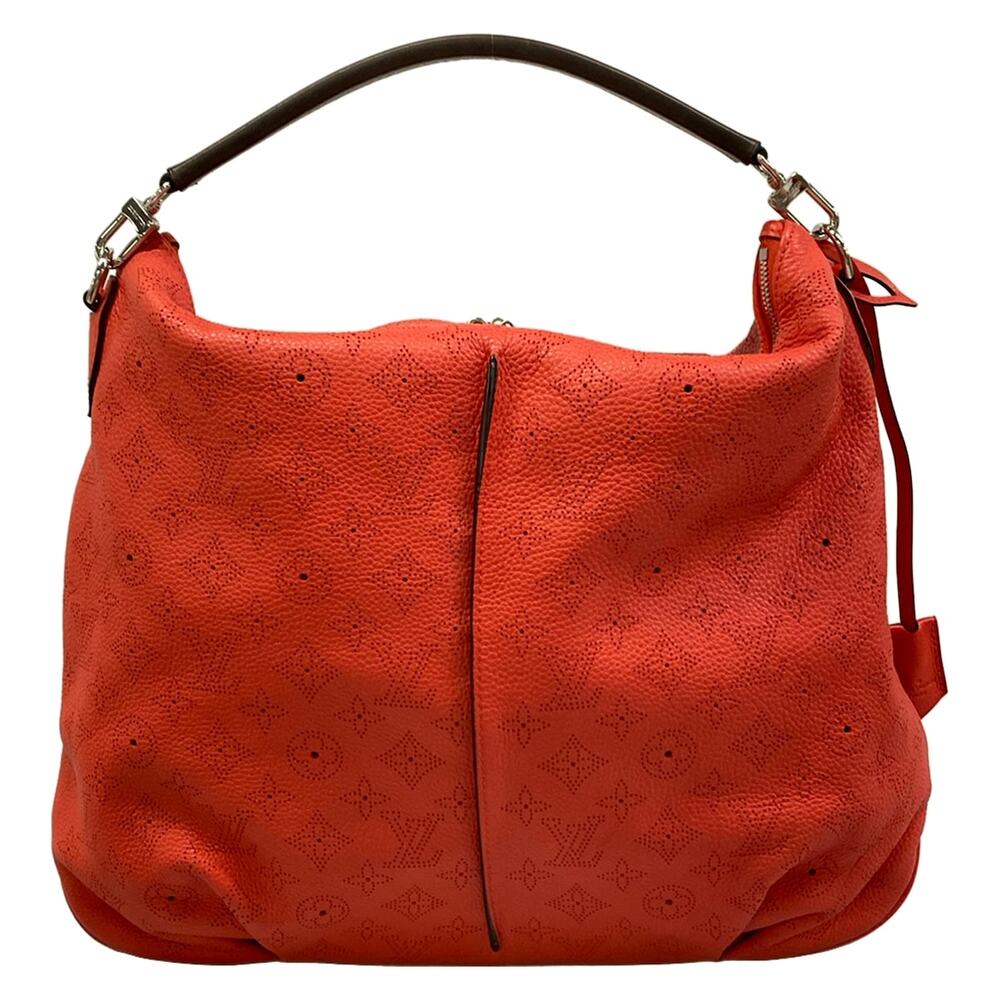 Louis Vuitton Selene MM Mahina Handbag M94306 - Picture 3 of 15